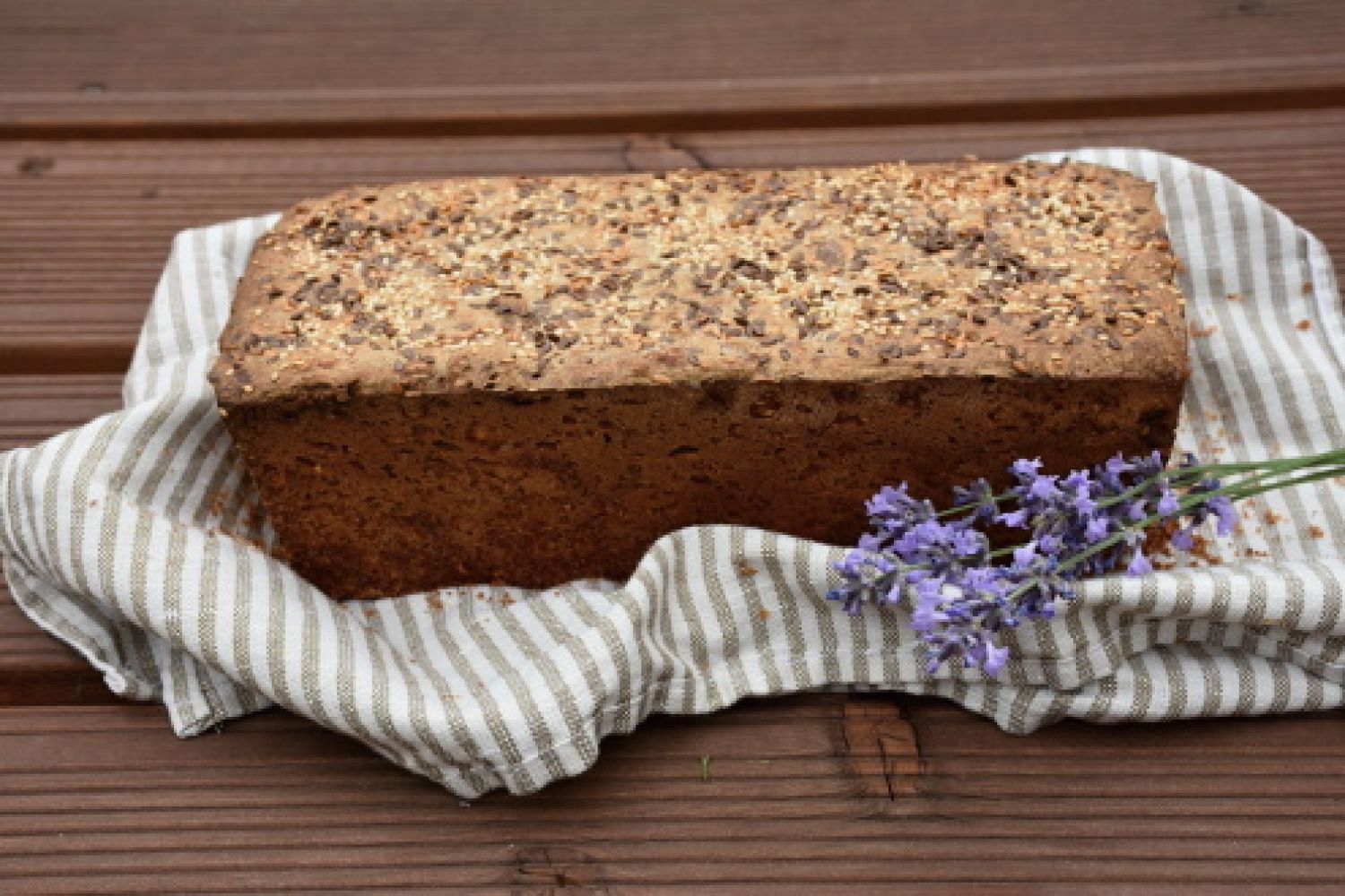 Celozrnný žitný kváskový chléb